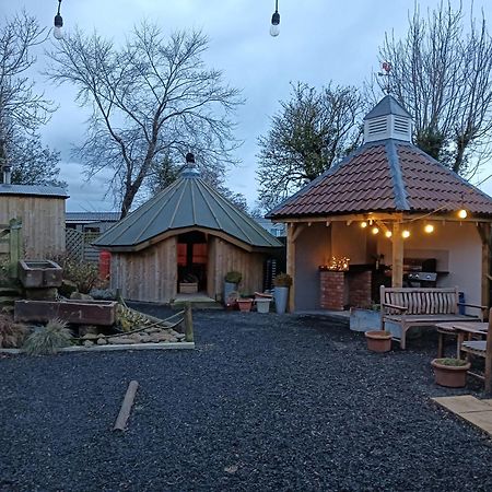 Lucker Mill Shepherds Huts Buitenkant foto