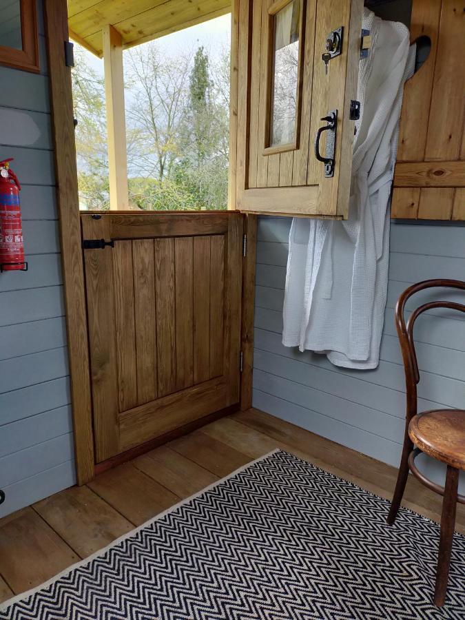 Lucker Mill Shepherds Huts Buitenkant foto