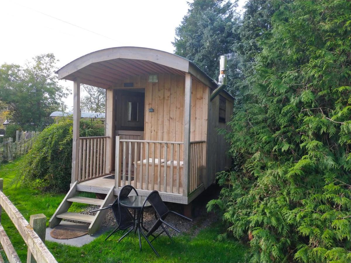 Lucker Mill Shepherds Huts Buitenkant foto