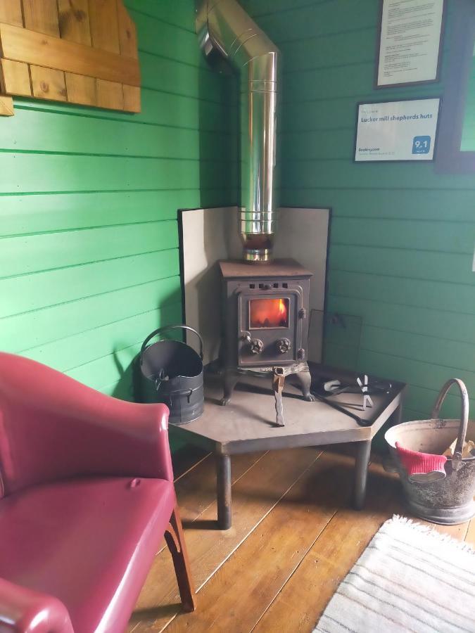 Lucker Mill Shepherds Huts Buitenkant foto