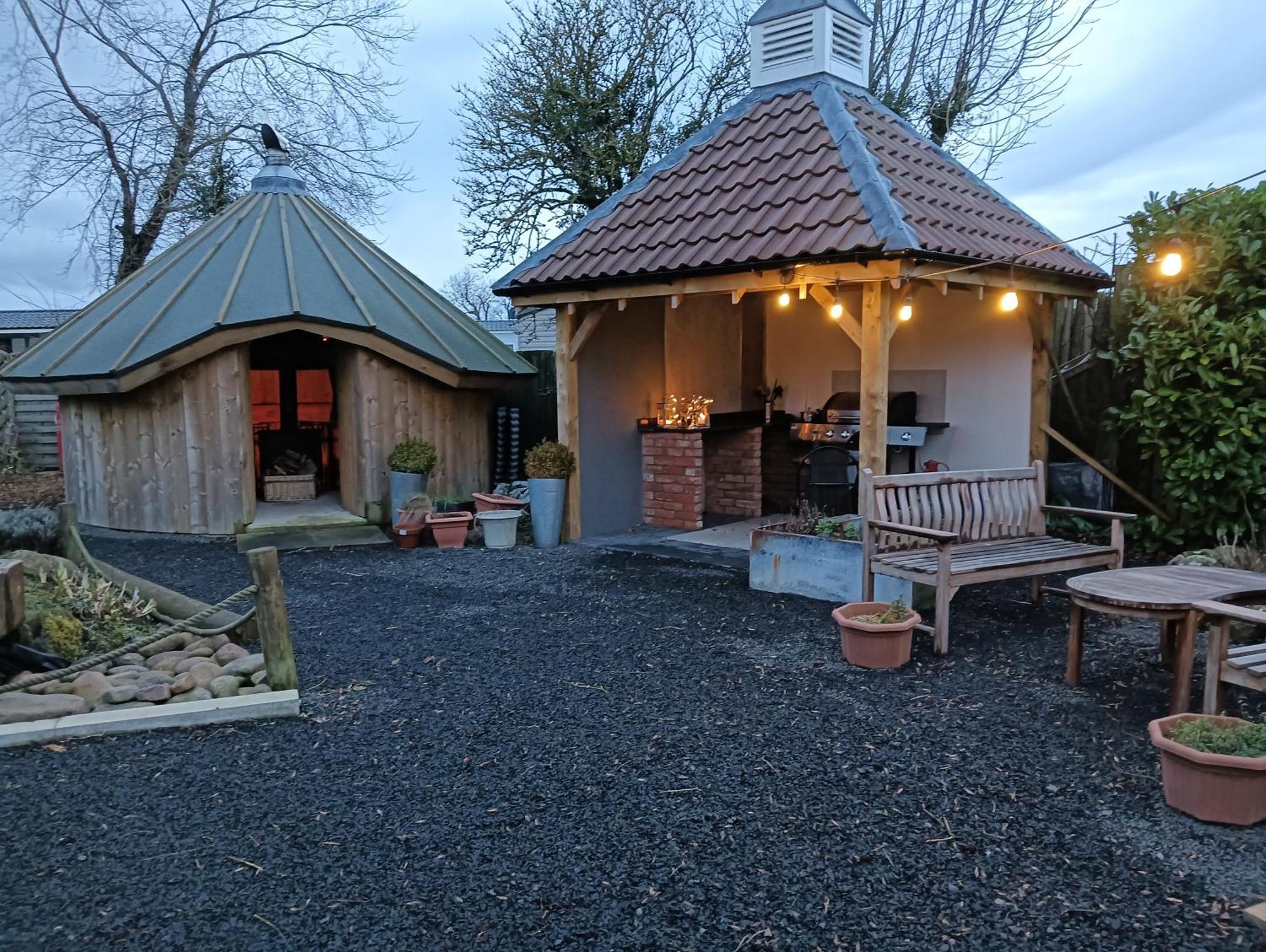 Lucker Mill Shepherds Huts Buitenkant foto